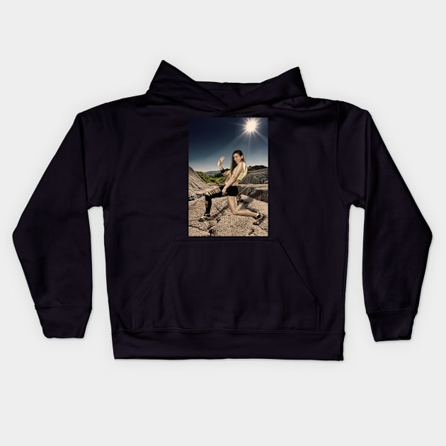 Street dancer doing moves Kids Hoodie by naturalis